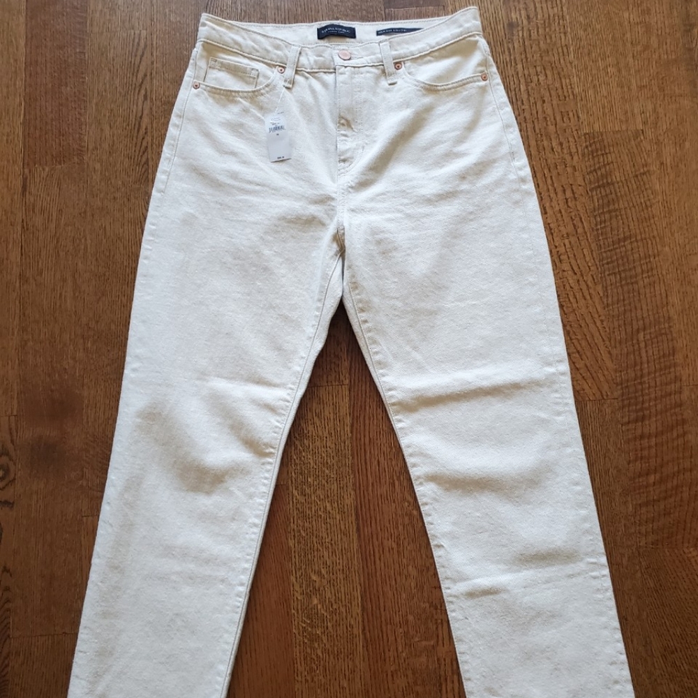 BR Women High Rise Steaight Ankle Jean